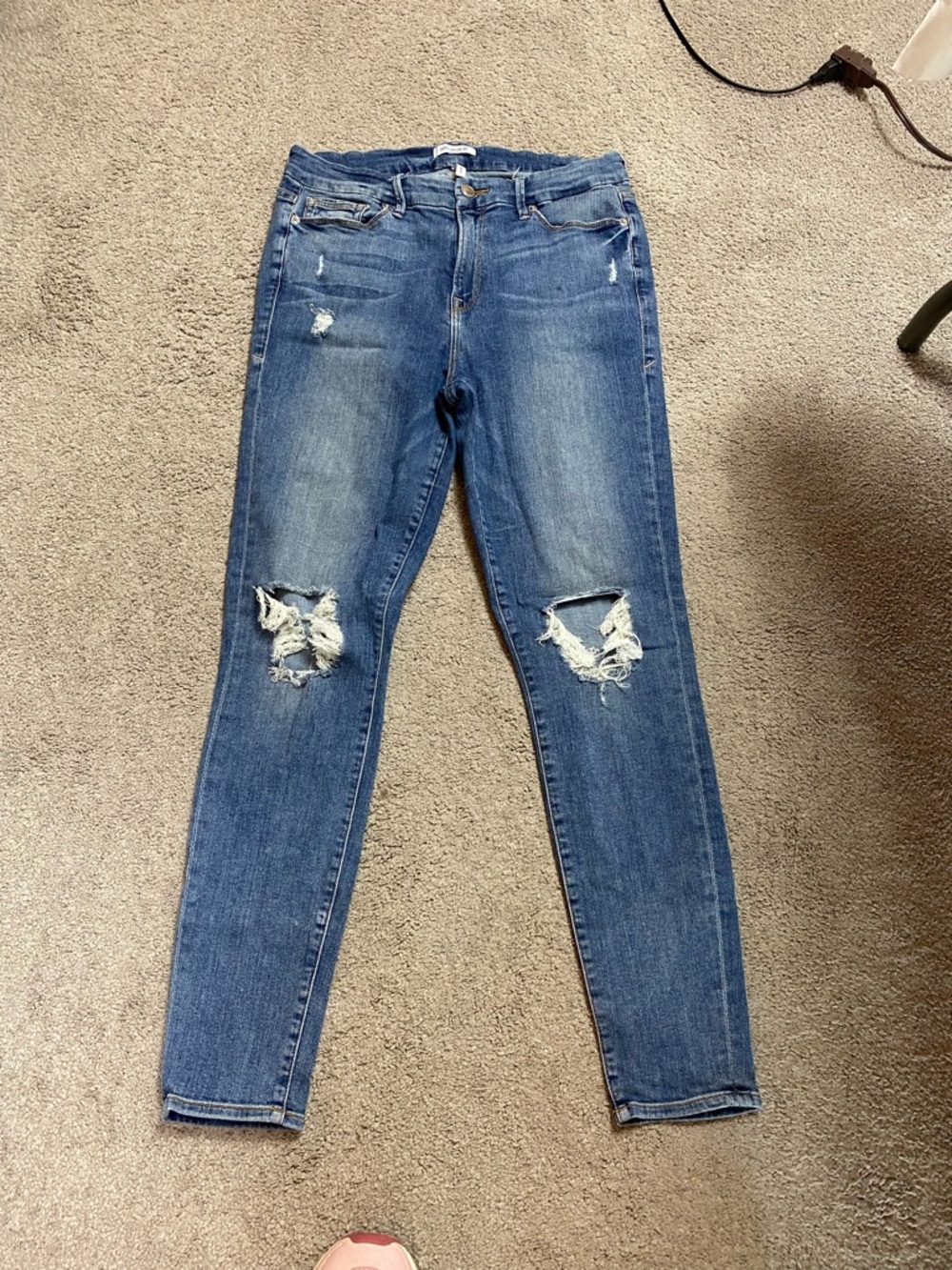 Good American Medium Blue Distressed Skinny Jeans